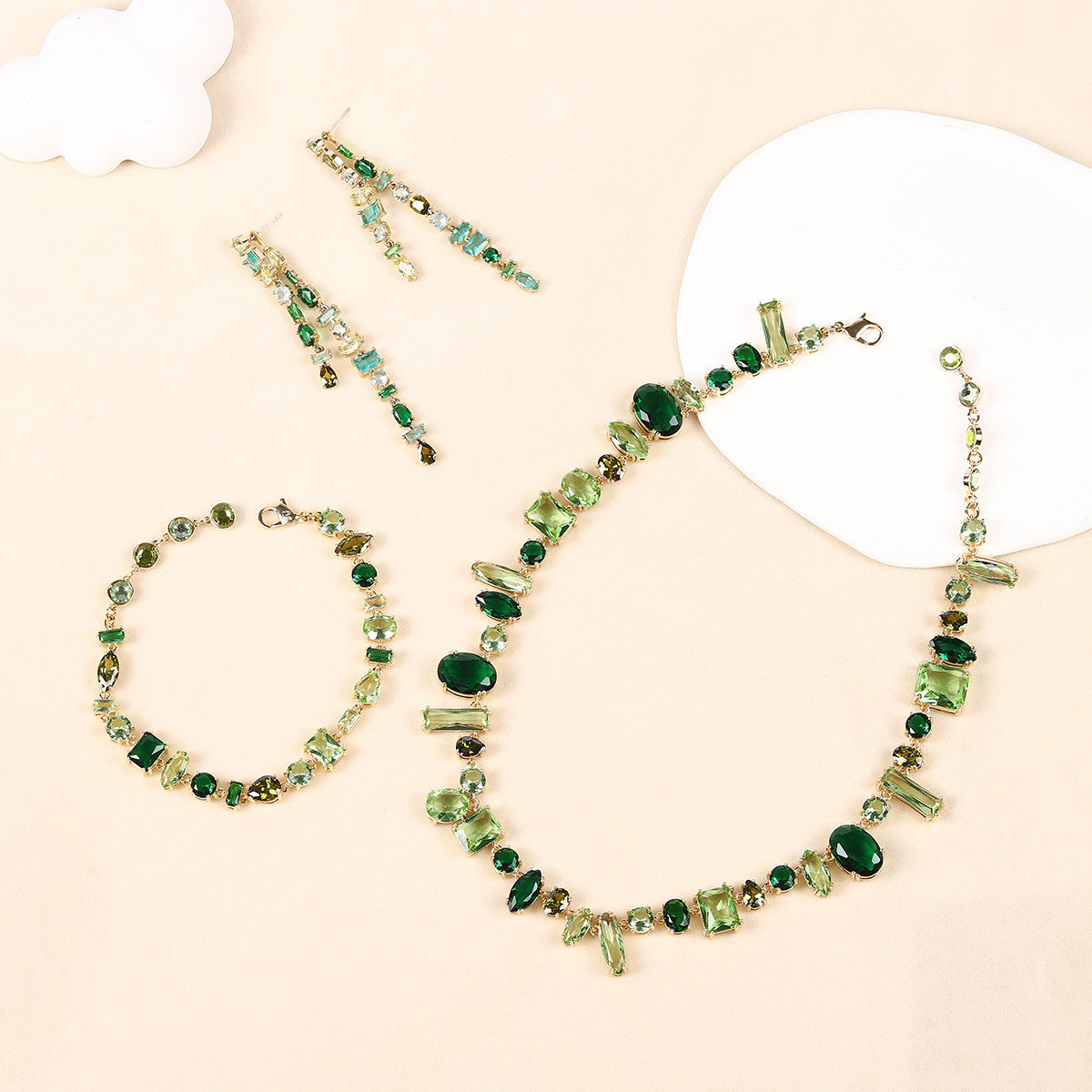 New trendy jewelry set