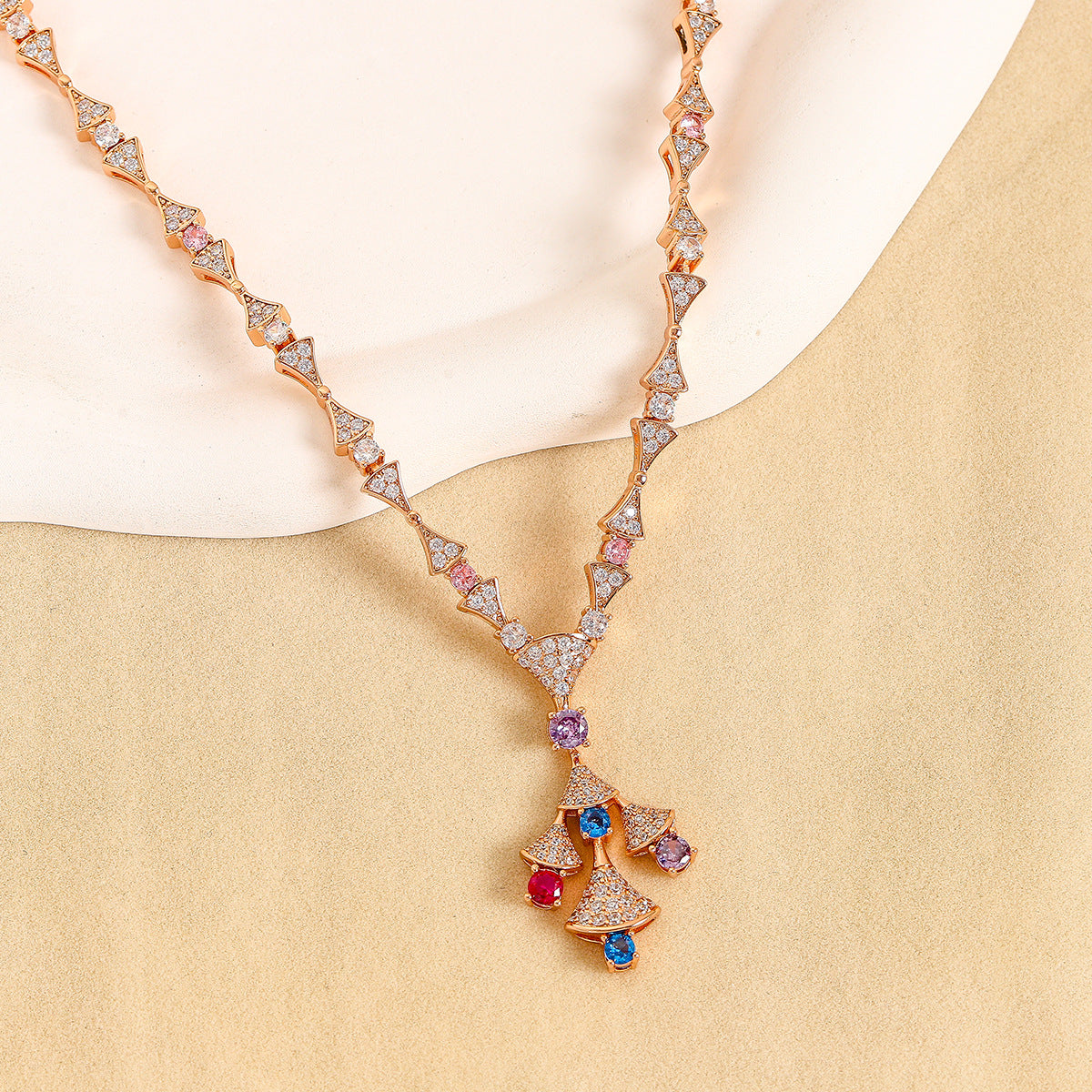 New micro-set zirconia fan-shaped necklace