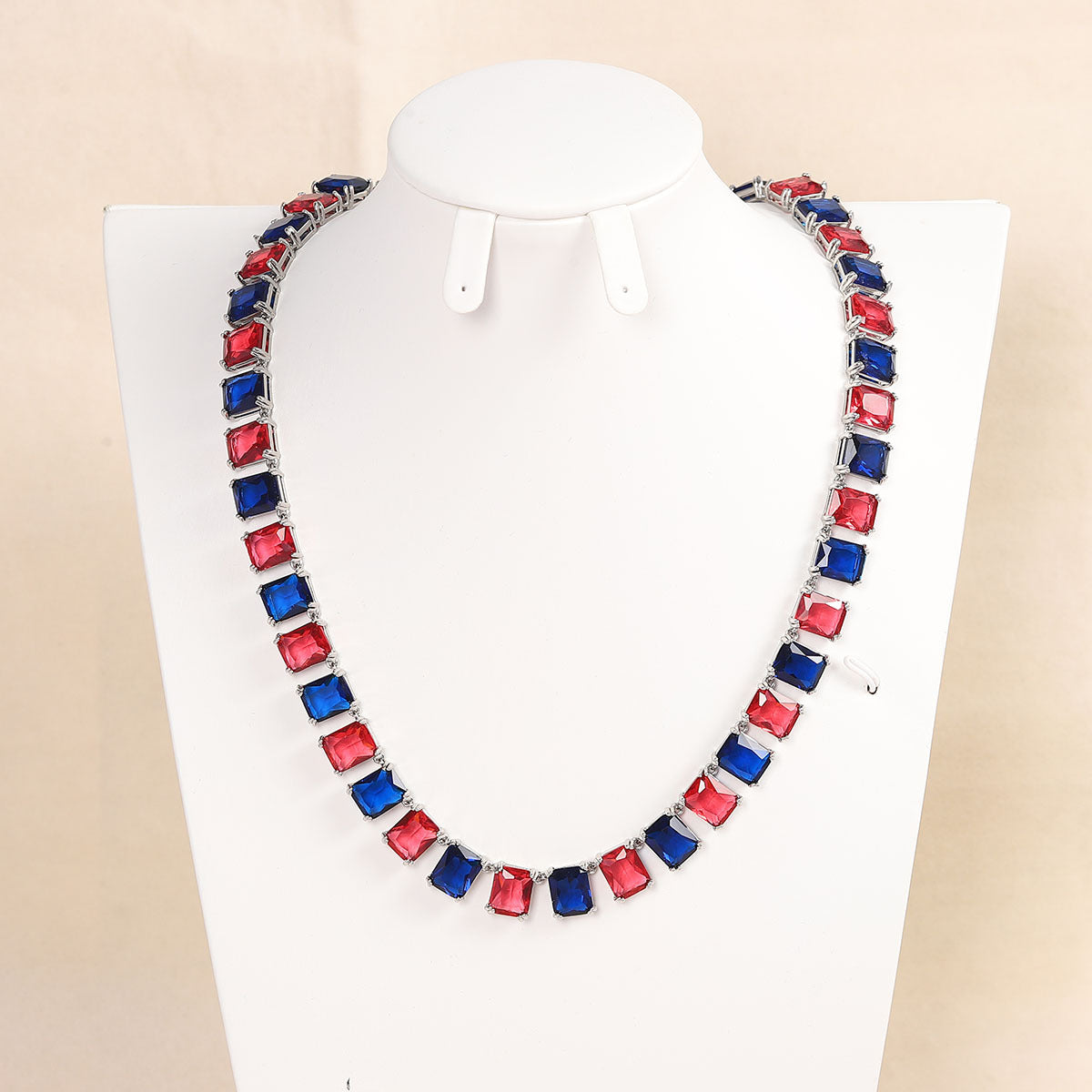 New geometric luxury necklace
