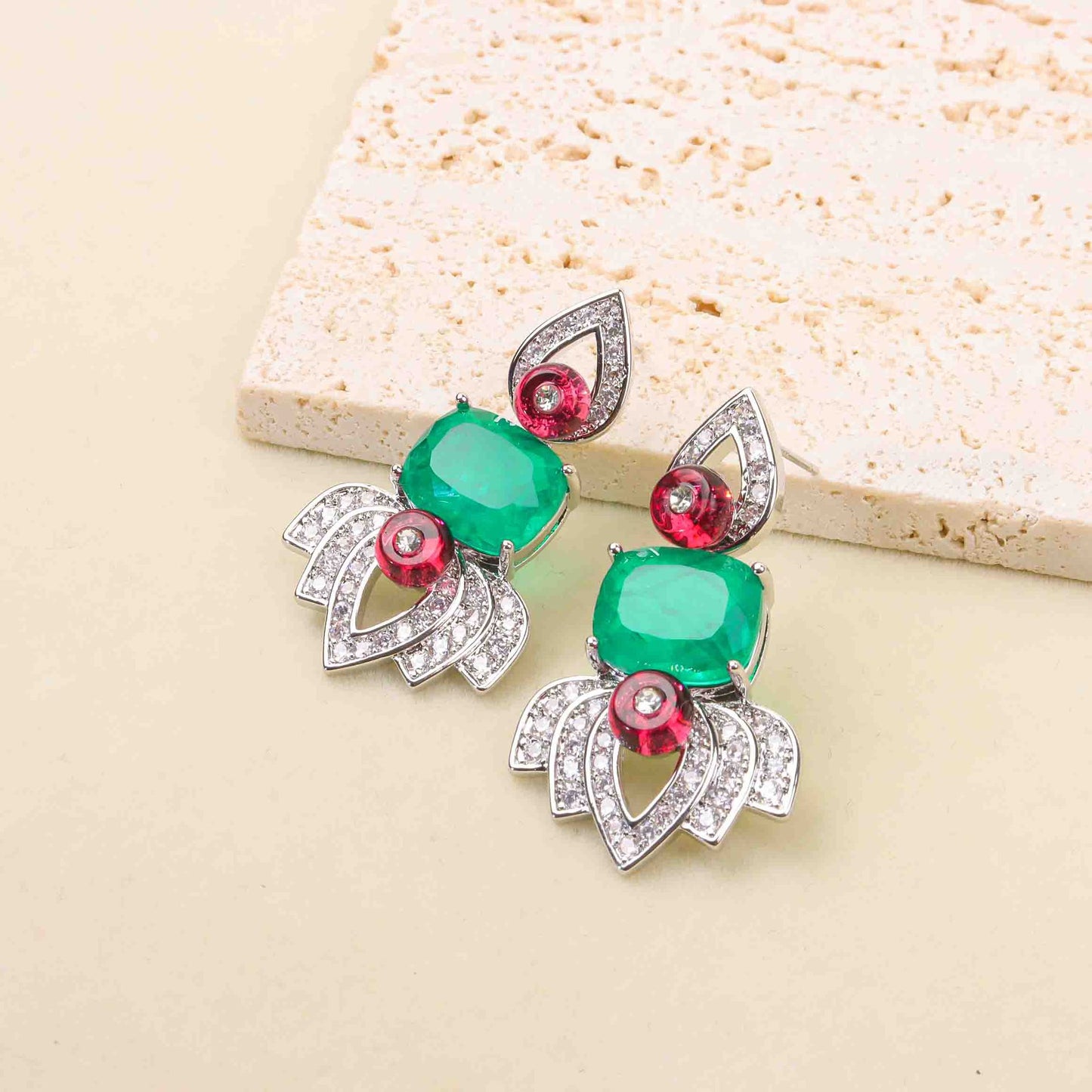 New Color-Bright Fan Jewelry Set