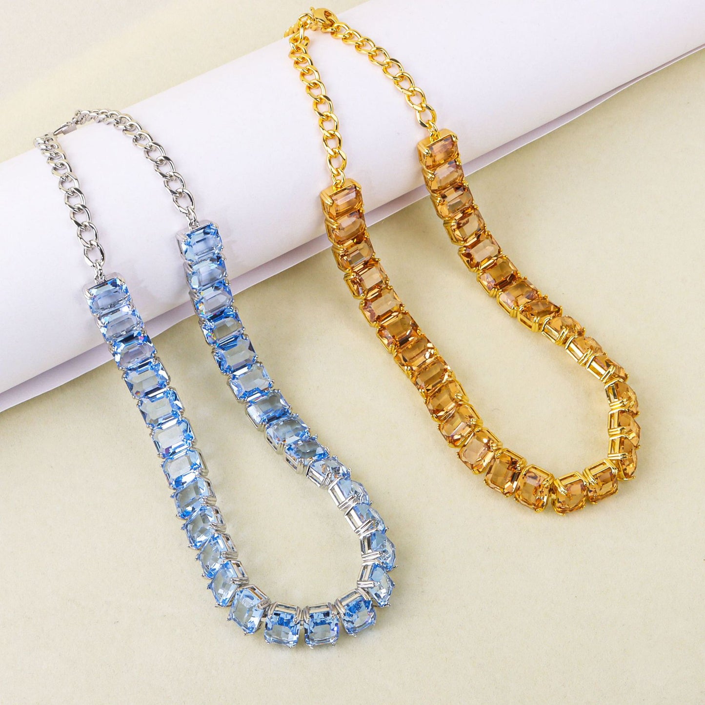 Attractive and fashionable necklace