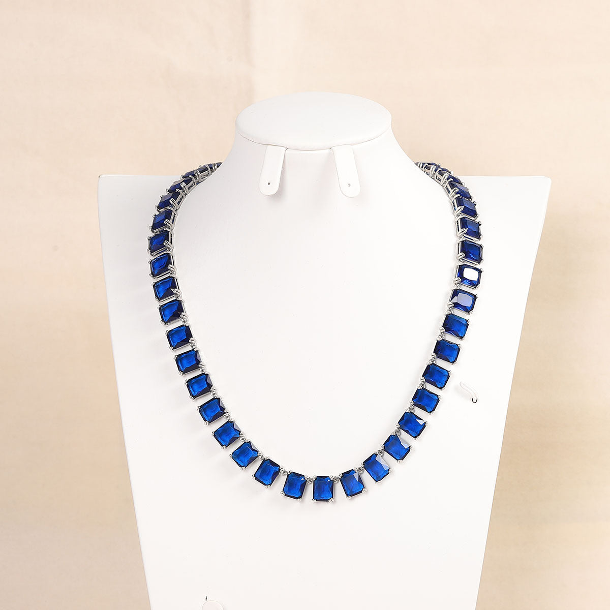 New geometric luxury necklace