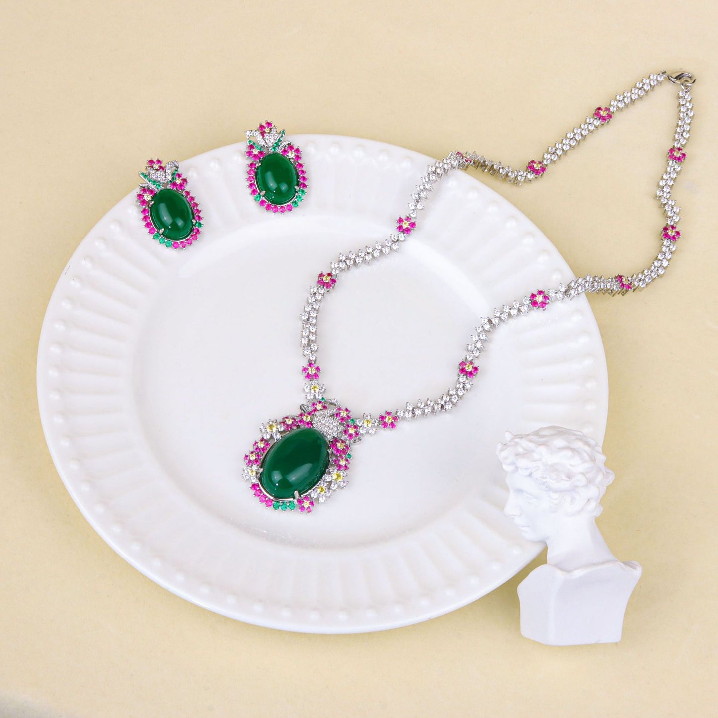 Green tourmaline jewelry set