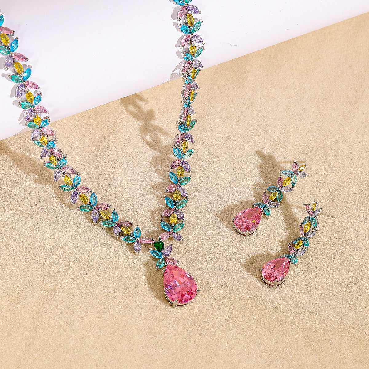 Luxurious colored zircon flower design jewelry set