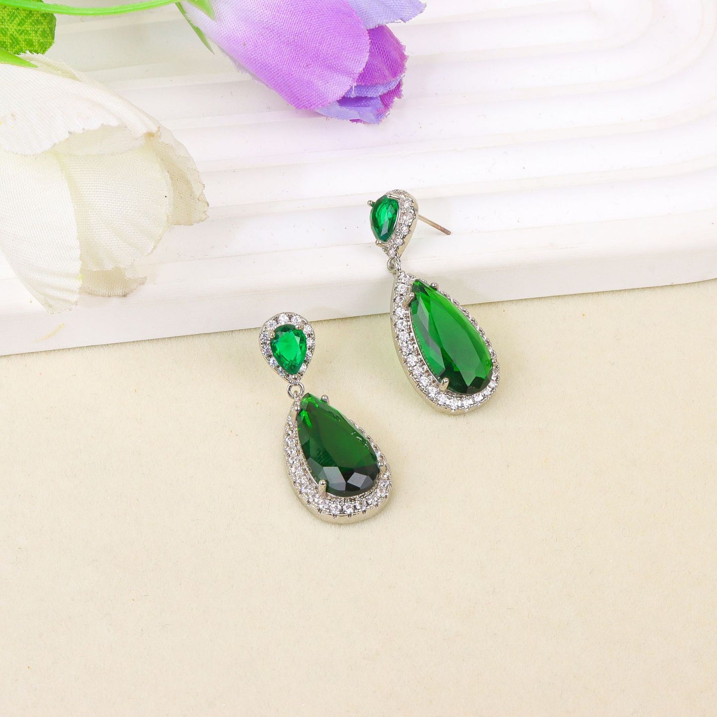 Fashion droplet-shaped jewelry set