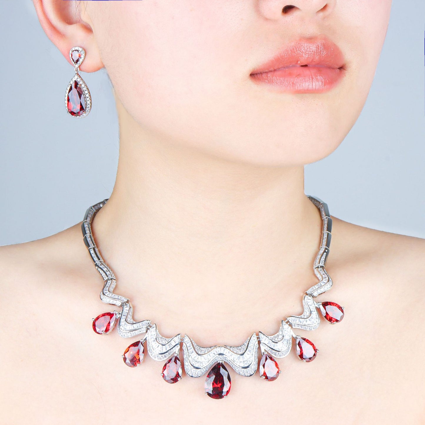 Fashion droplet-shaped jewelry set