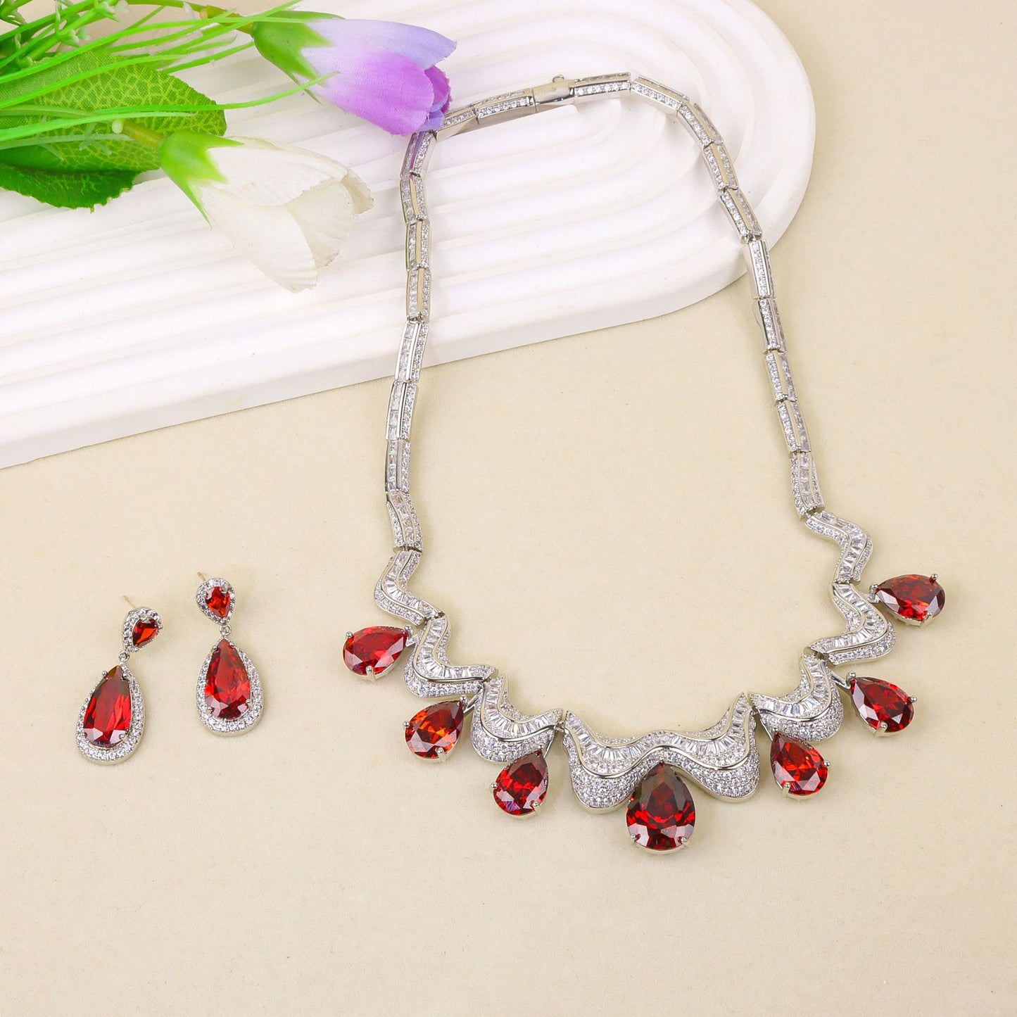 Fashion droplet-shaped jewelry set
