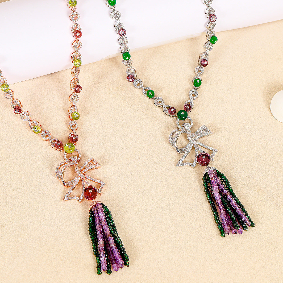 New Chinese-style beaded bow necklace