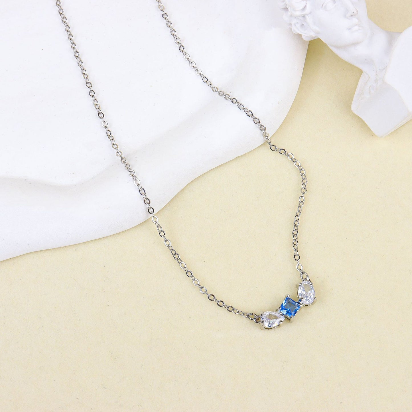 Fashion droplet-shaped jewelry set
