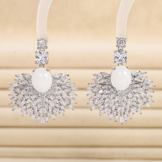 Fashion droplet-shaped earrings