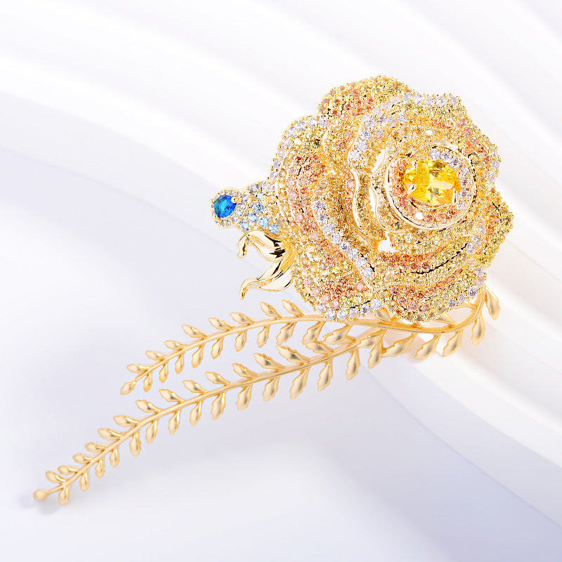 Fashion flowers Brooch