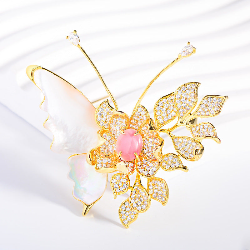 New style shell butterfly brooch