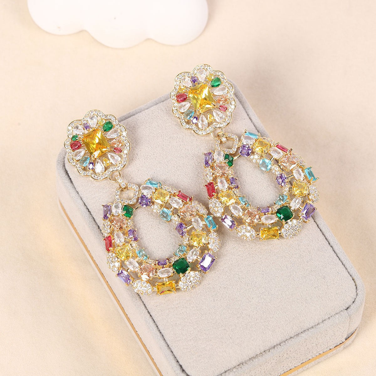 Retro design colored zircon flower-shaped earrings