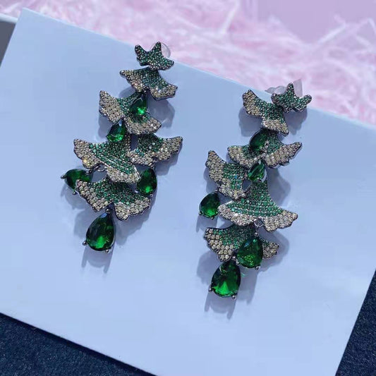 New green Christmas tree earrings