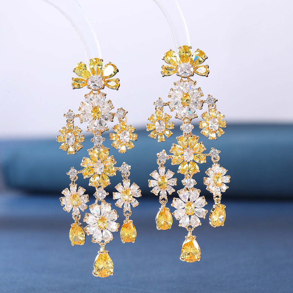 Floral zircon earrings