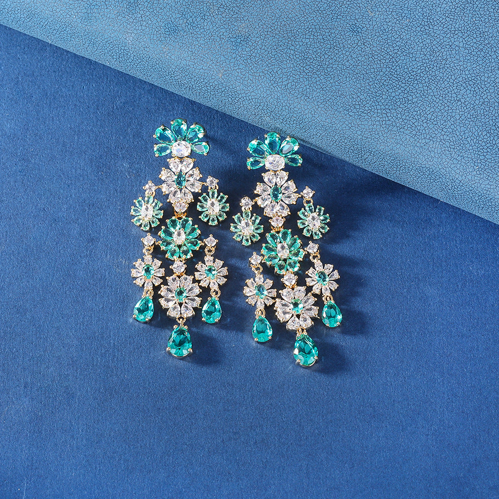 Floral zircon earrings